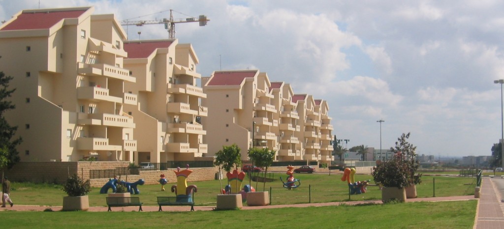 New Neighborhood in Kfar Saba (photo: LevG)